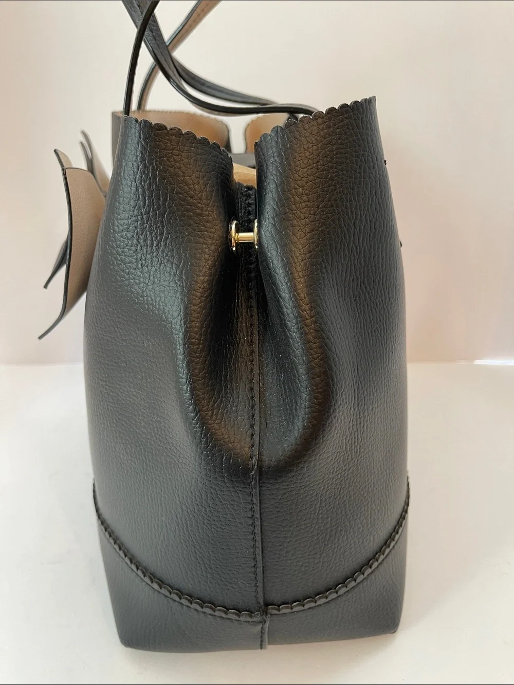 KATE SPADE BLACK BOW DETAIL LEATHER BAG